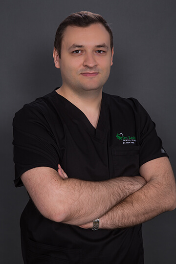 Doctor Ionut Leahu, fondatorul Clinicilor Dentare Dr. Leahu