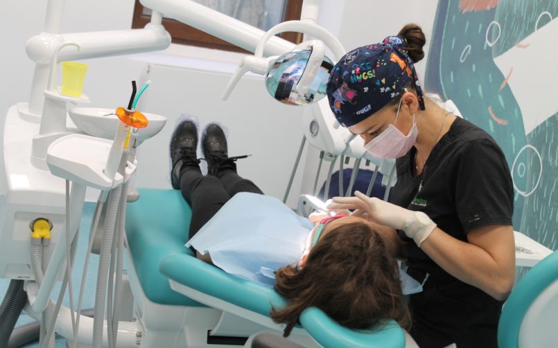 stomatologie copii clinicile dentare dr. leahu