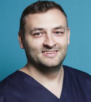 Dr Ionut Leahu, specialist in implanturi dentare si owner al clinicilor stomatologice dr Leahu
