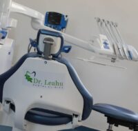 Scaun stomatologic modern din Centrul de Excelenta in chirurgie orala Dr. Leahu Caramfil 2